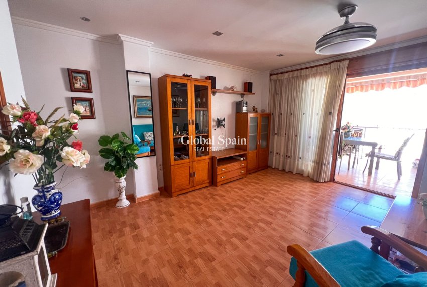 Resale - APARTMENT -
GUARDAMAR DEL SEGURA - Playa Centro Guardamar