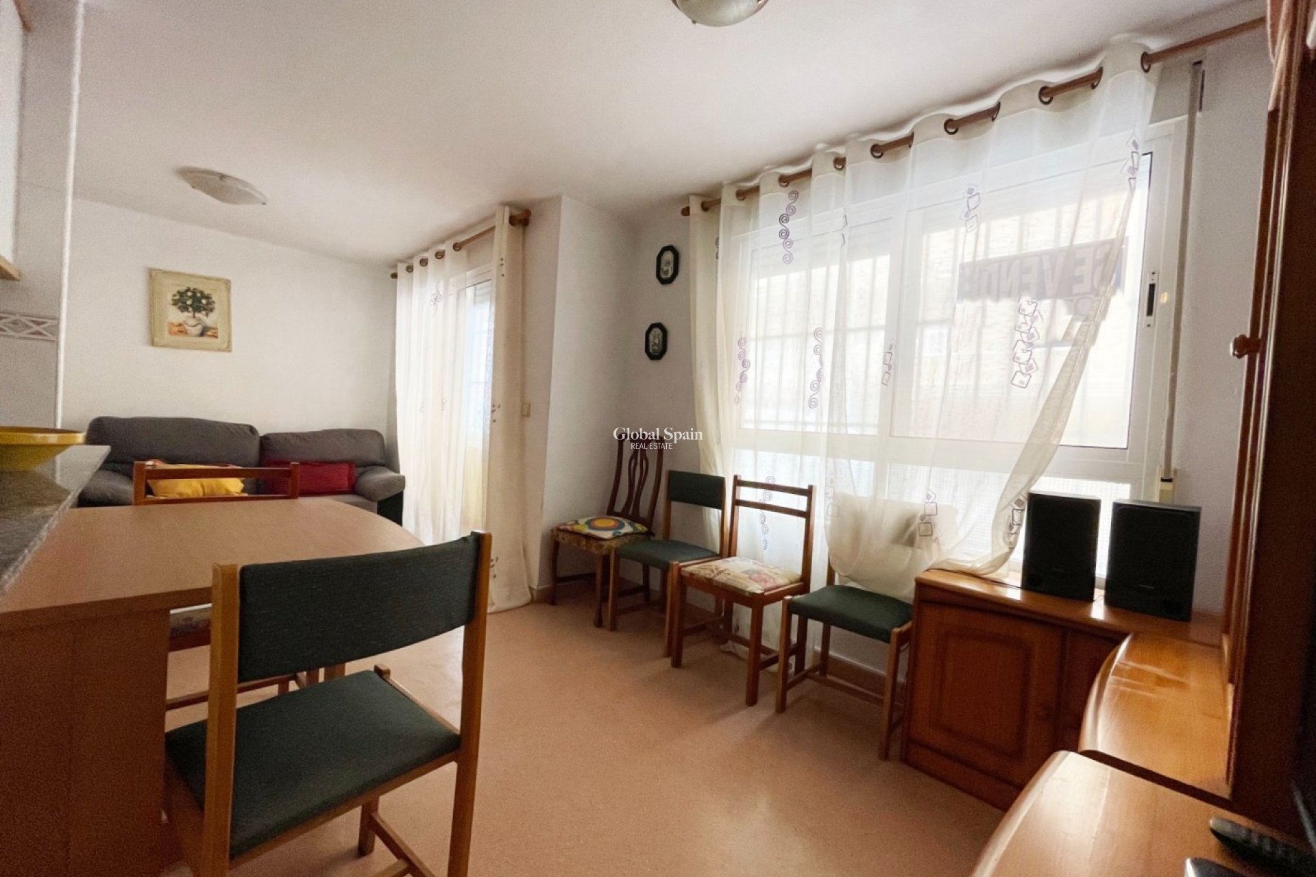 Resale - APARTMENT -
GUARDAMAR DEL SEGURA - Playa