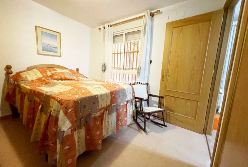 Resale - APARTMENT -
GUARDAMAR DEL SEGURA - Playa