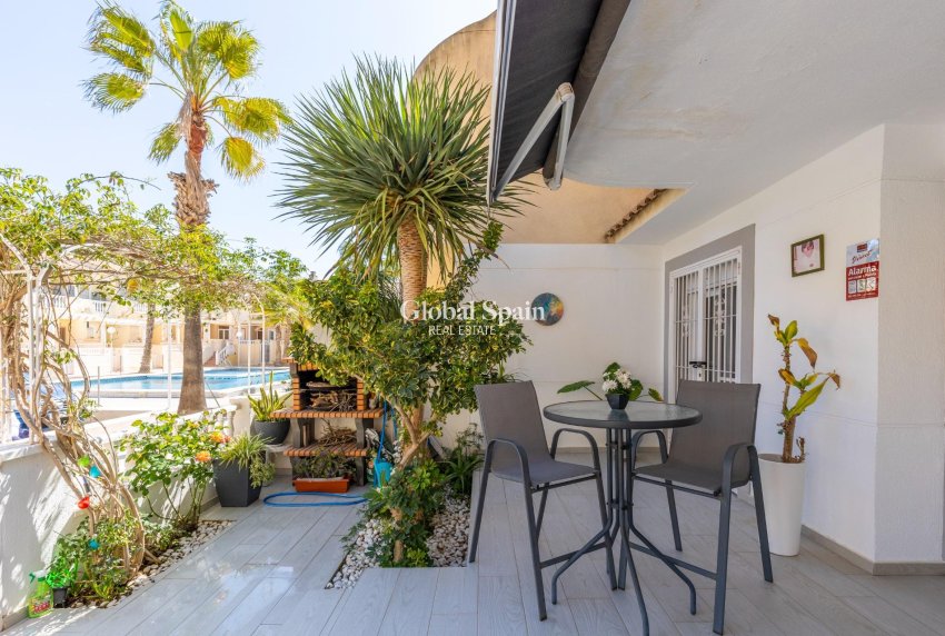 Resale - APARTMENT -
GUARDAMAR DEL SEGURA - Urbanizaciones