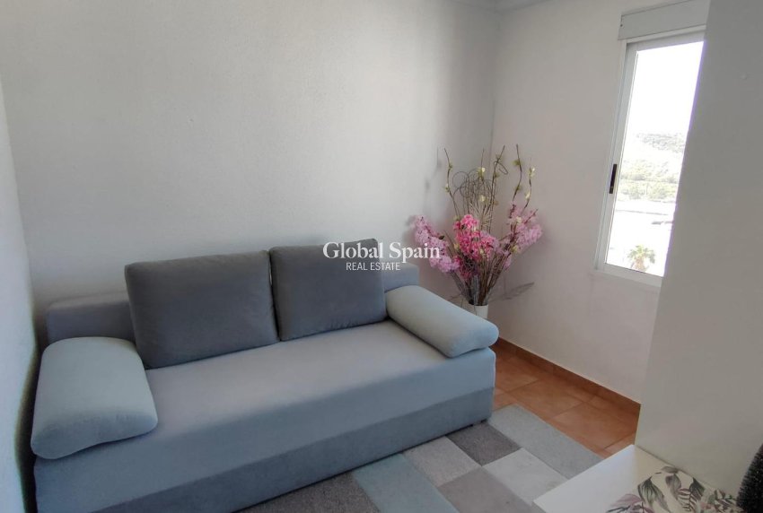 Resale - APARTMENT -
GUARDAMAR DEL SEGURA - Zona Pueblo