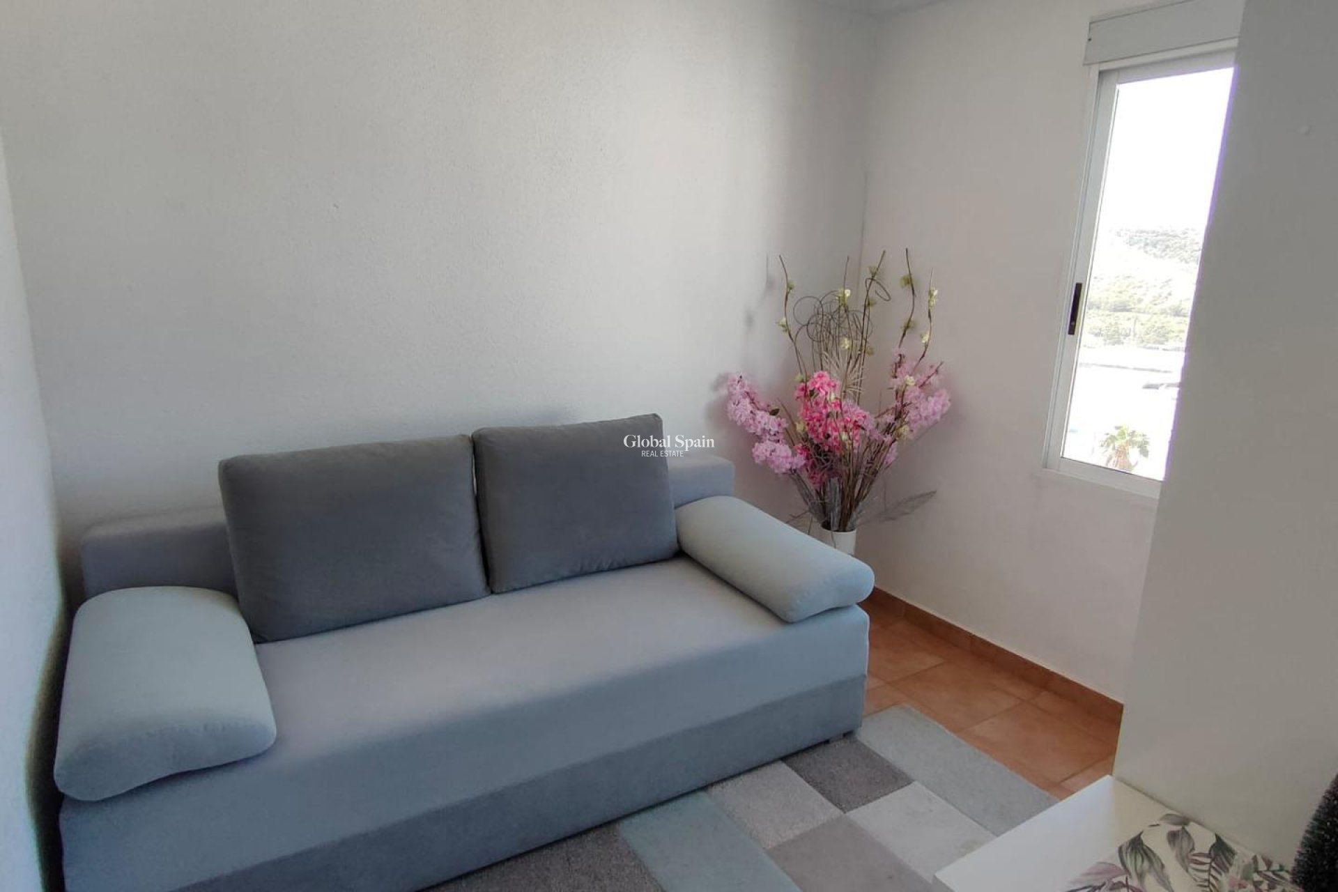 Resale - APARTMENT -
GUARDAMAR DEL SEGURA - Zona Pueblo