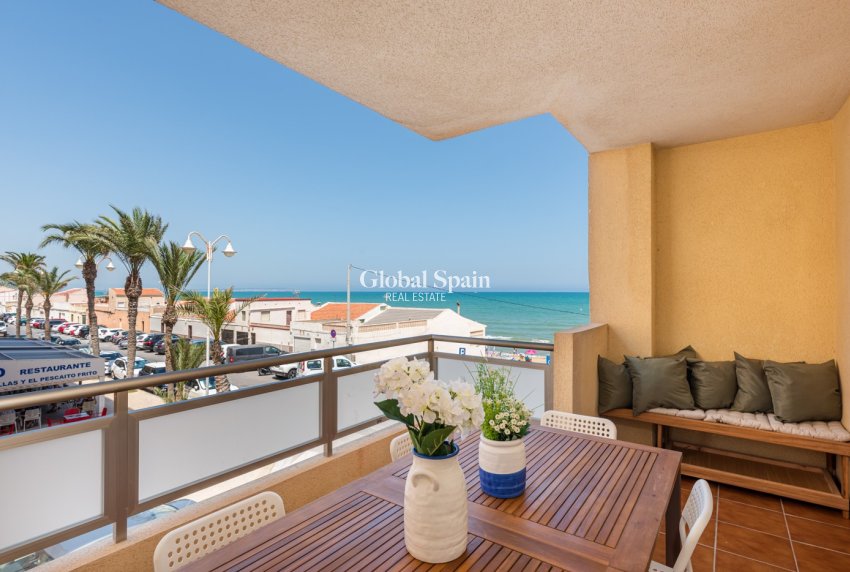 Resale - APARTMENT -
GUARDAMAR DEL SEGURA