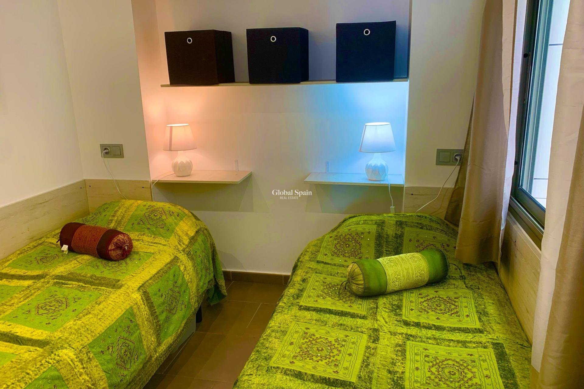 Resale - APARTMENT -
GUARDAMAR DEL SEGURA