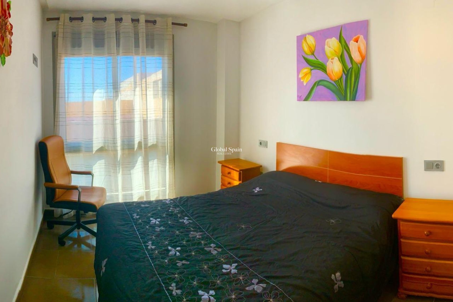 Resale - APARTMENT -
GUARDAMAR DEL SEGURA