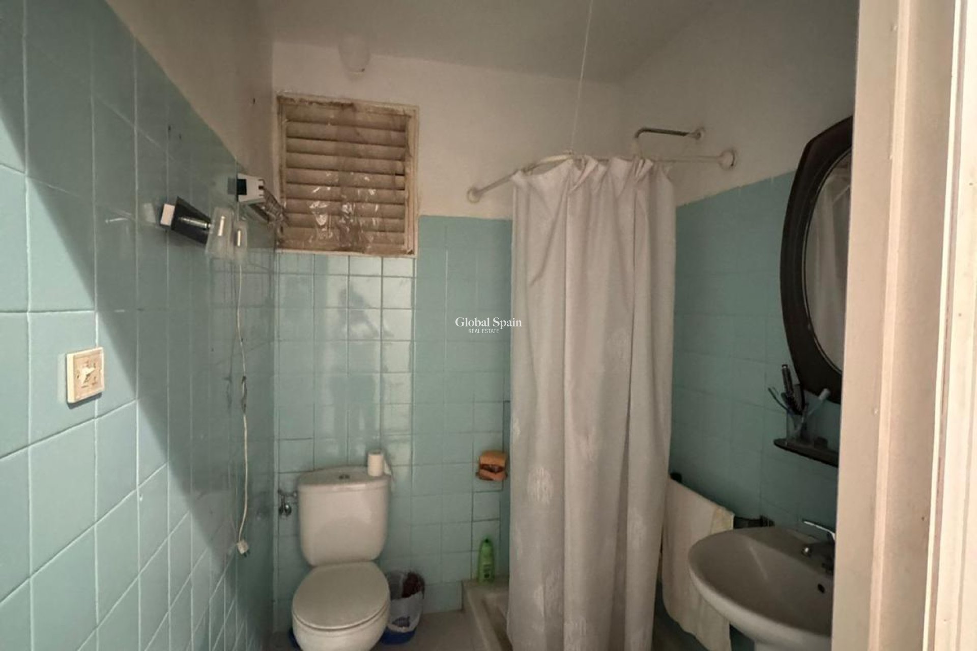 Resale - APARTMENT -
GUARDAMAR DEL SEGURA