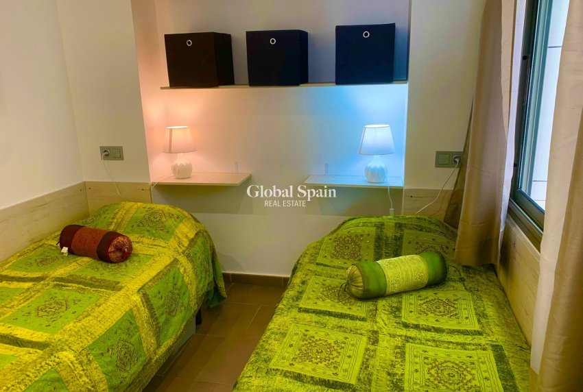 Resale - APARTMENT -
GUARDAMAR DEL SEGURA