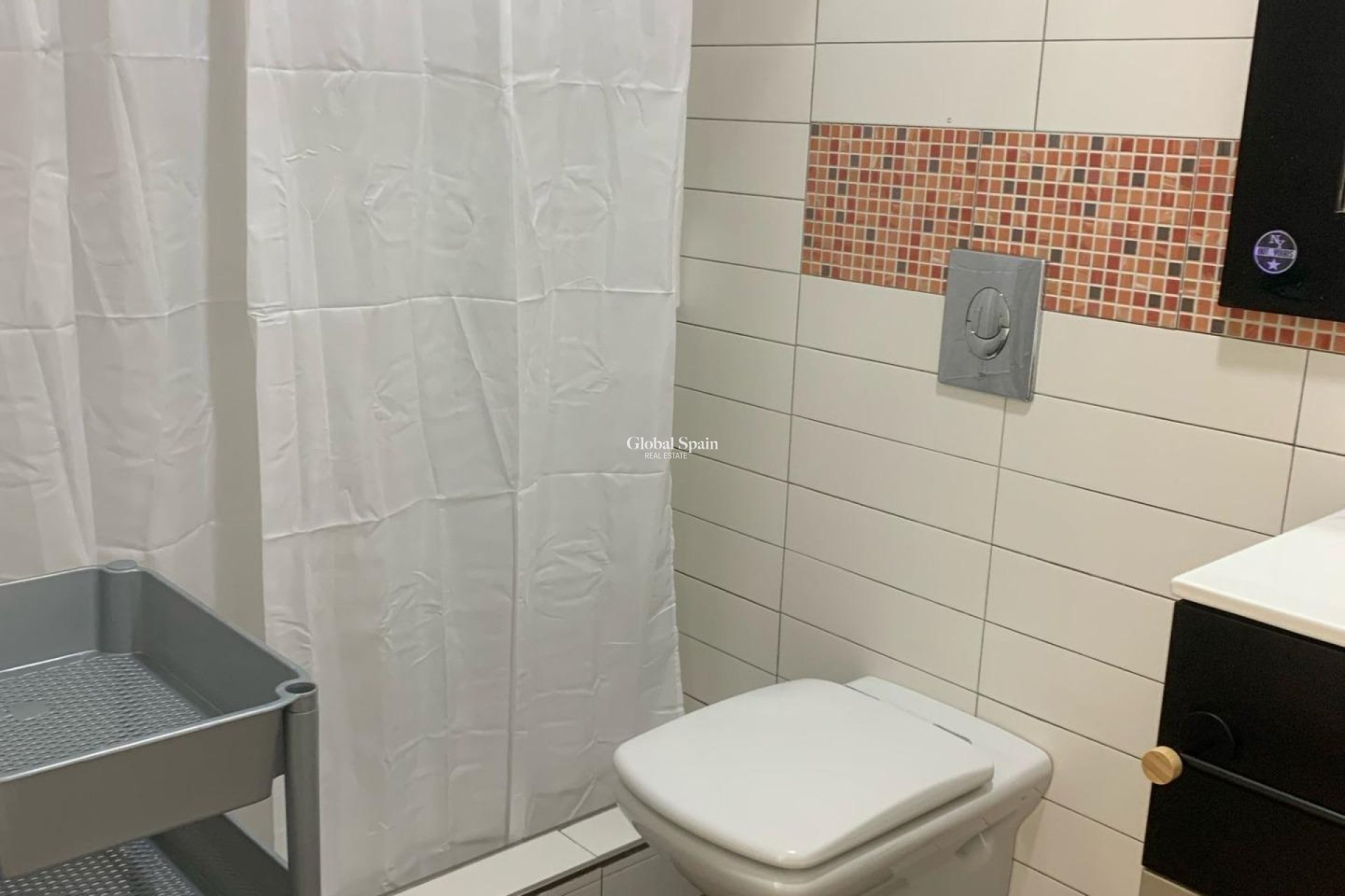 Resale - APARTMENT -
GUARDAMAR DEL SEGURA