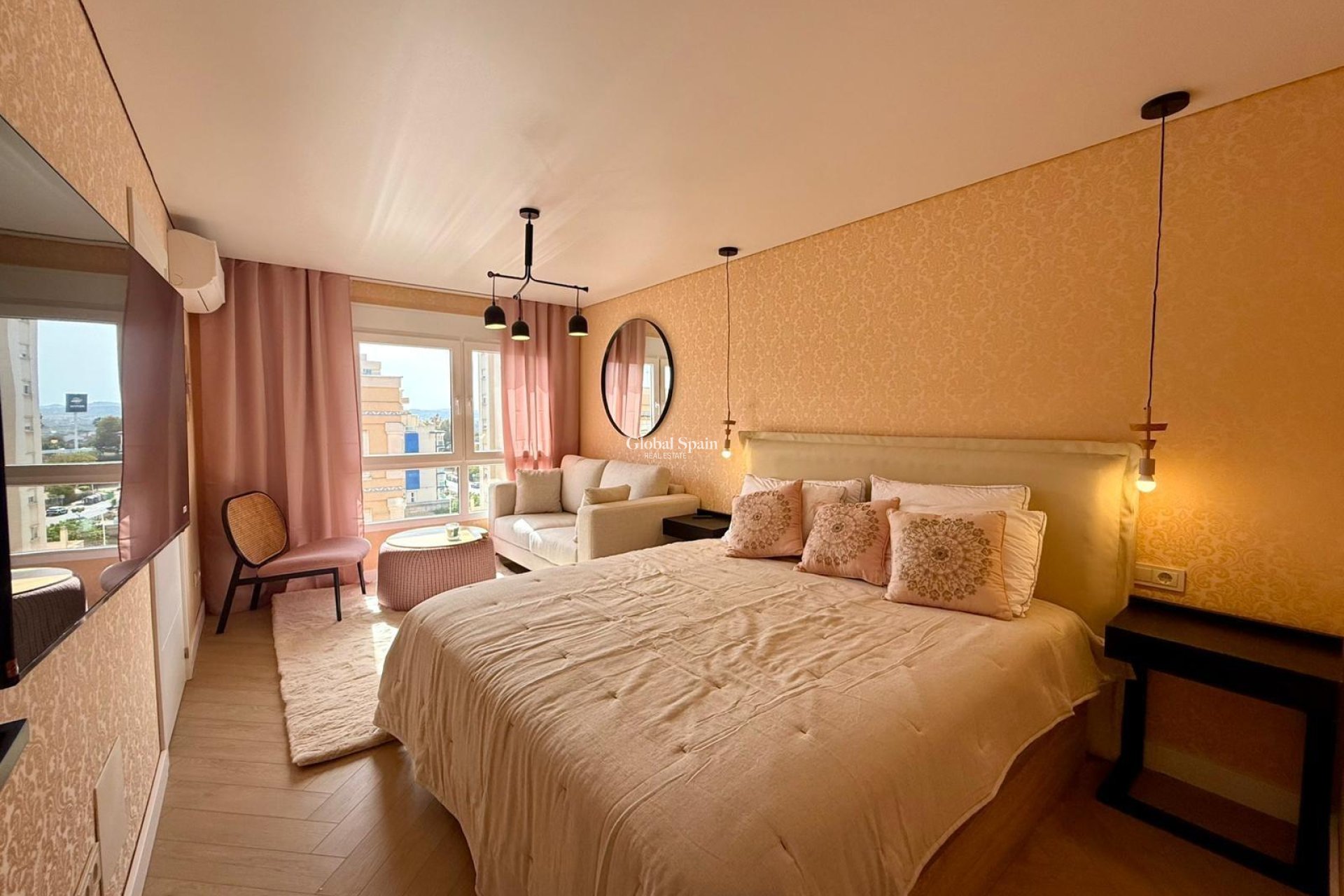 Resale - APARTMENT -
GUARDAMAR DEL SEGURA