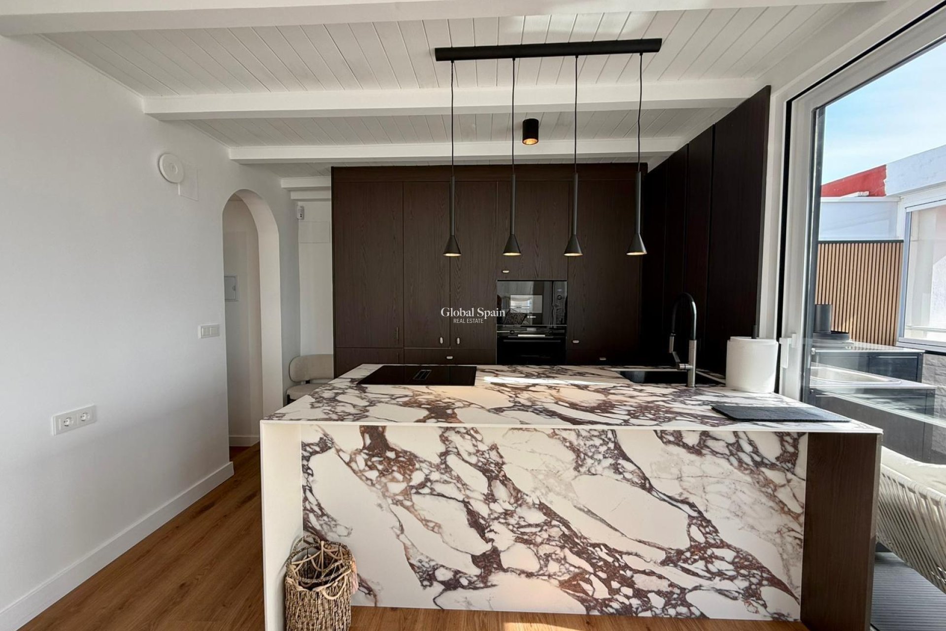 Resale - APARTMENT -
GUARDAMAR DEL SEGURA