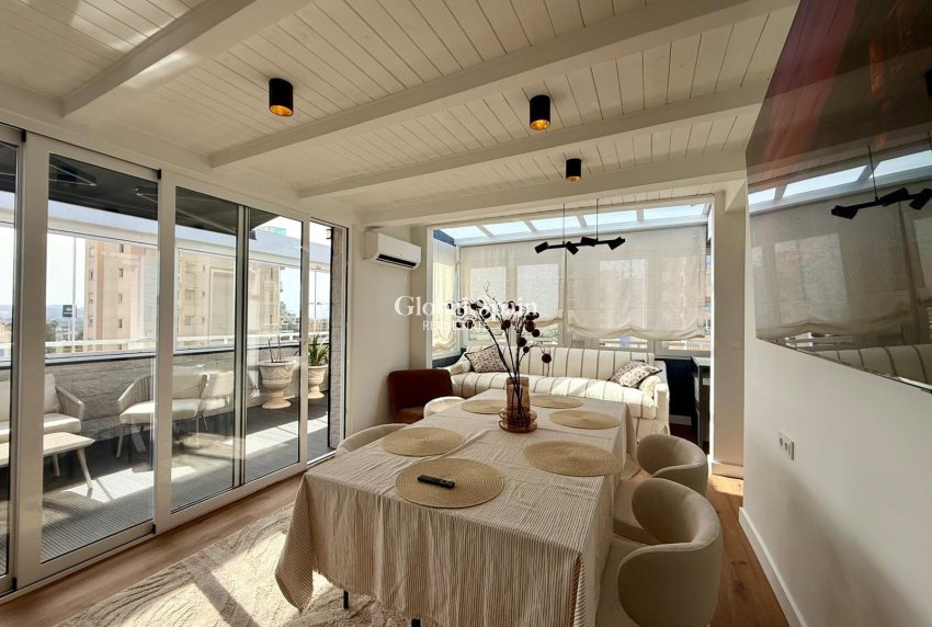 Resale - APARTMENT -
GUARDAMAR DEL SEGURA