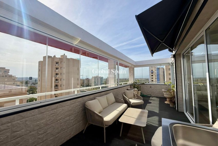 Resale - APARTMENT -
GUARDAMAR DEL SEGURA