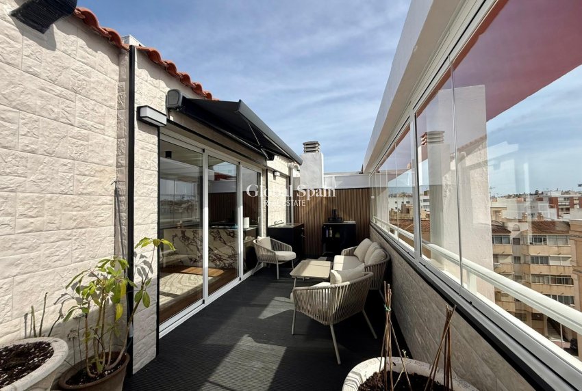 Resale - APARTMENT -
GUARDAMAR DEL SEGURA