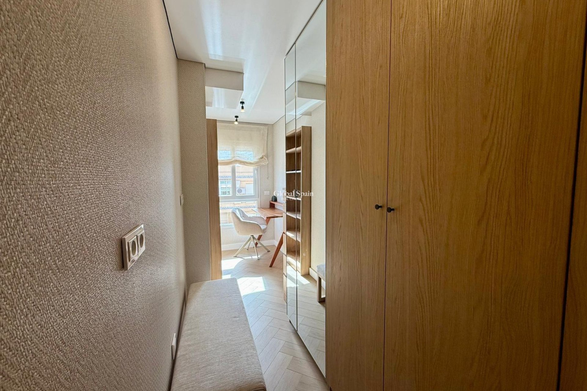Resale - APARTMENT -
GUARDAMAR DEL SEGURA