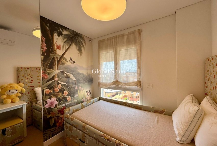 Resale - APARTMENT -
GUARDAMAR DEL SEGURA