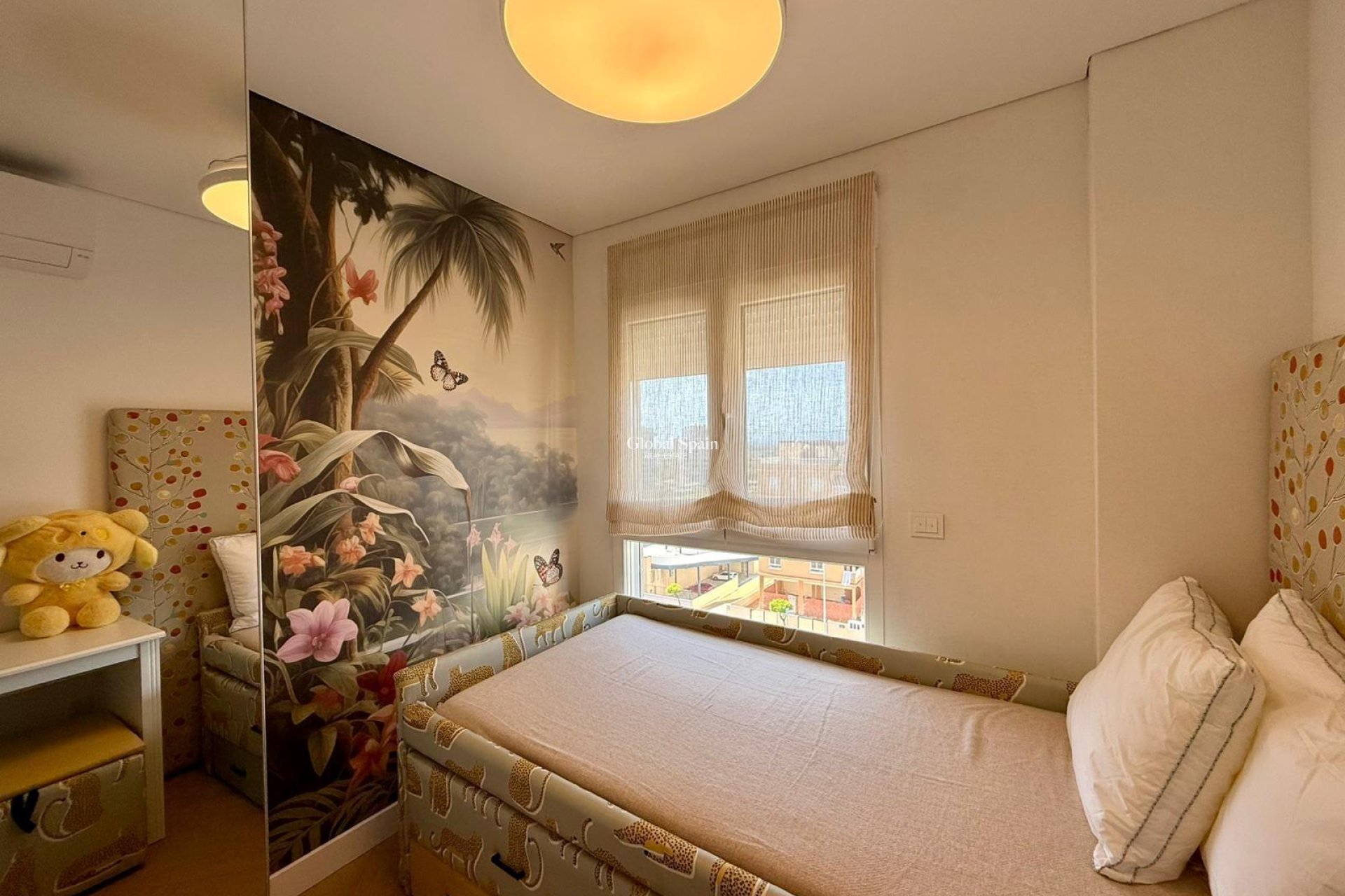 Resale - APARTMENT -
GUARDAMAR DEL SEGURA