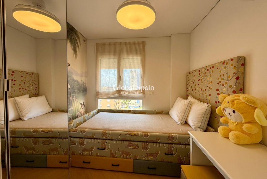 Resale - APARTMENT -
GUARDAMAR DEL SEGURA
