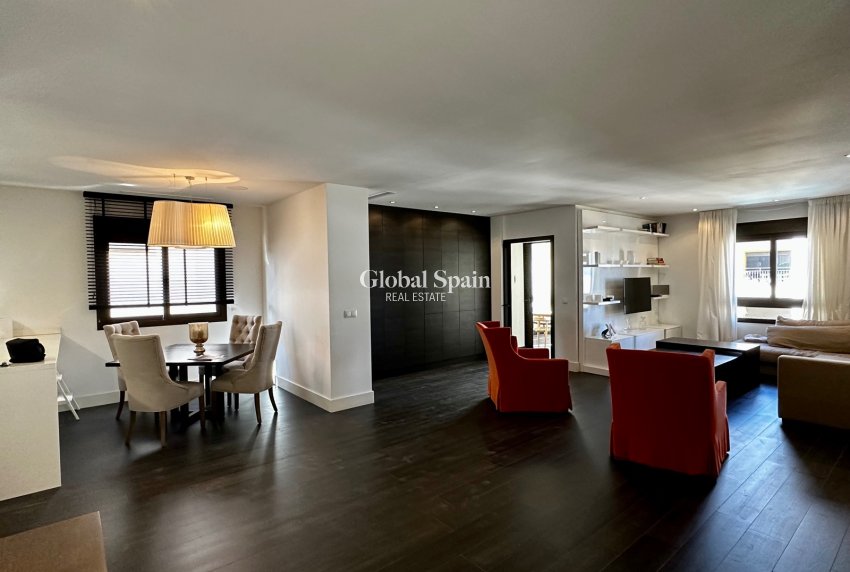 Resale - APARTMENT -
GUARDAMAR DEL SEGURA