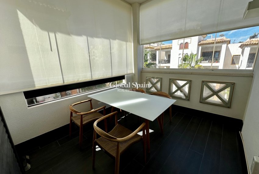 Resale - APARTMENT -
GUARDAMAR DEL SEGURA