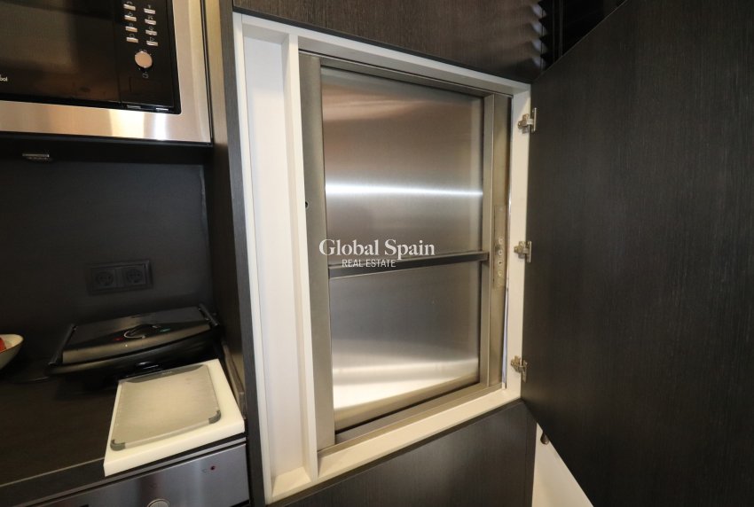 Resale - APARTMENT -
GUARDAMAR DEL SEGURA