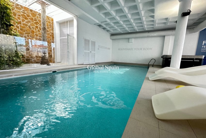 Resale - APARTMENT -
GUARDAMAR DEL SEGURA