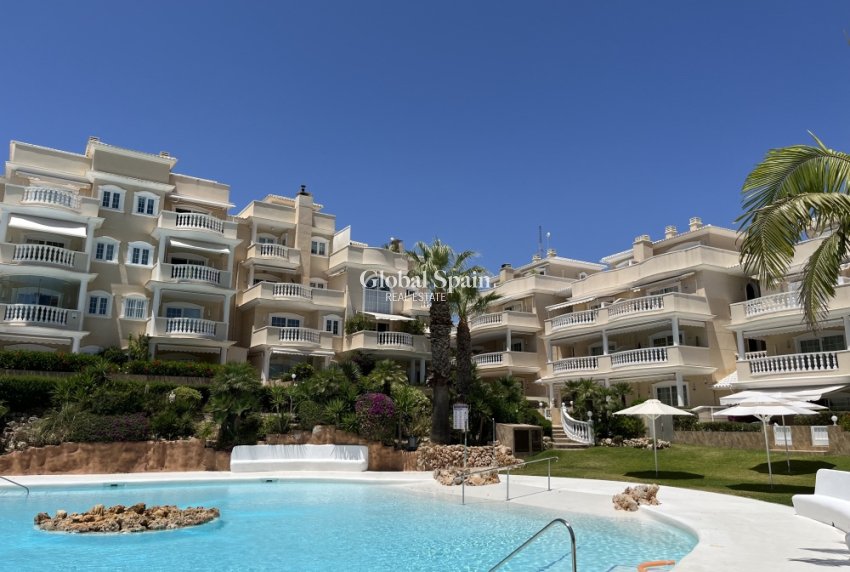 Resale - APARTMENT -
GUARDAMAR DEL SEGURA