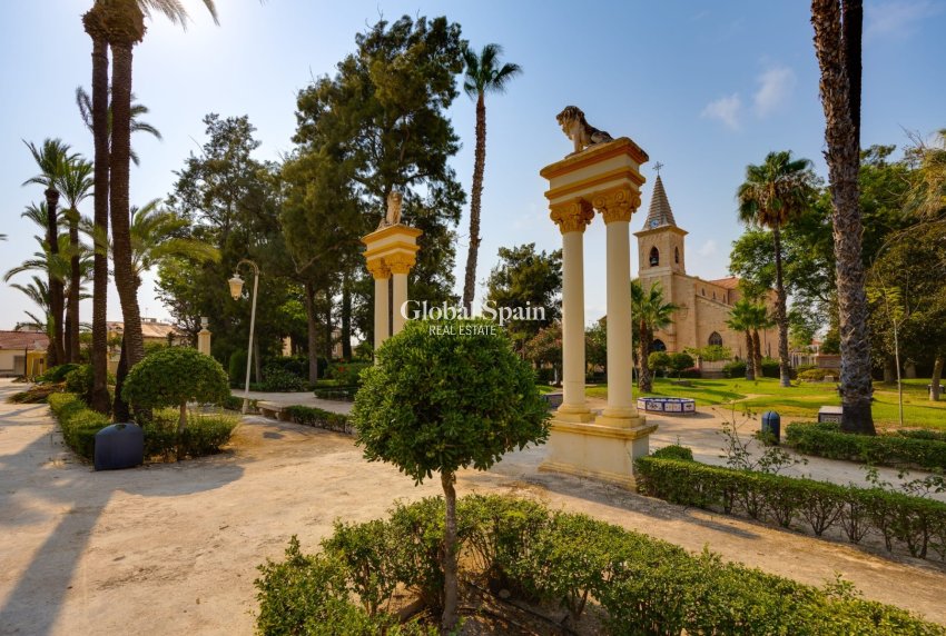 Resale - APARTMENT -
JACARILLA - Inland