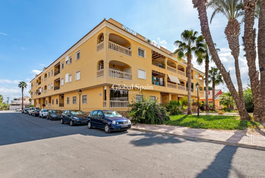 Resale - APARTMENT -
JACARILLA - Inland