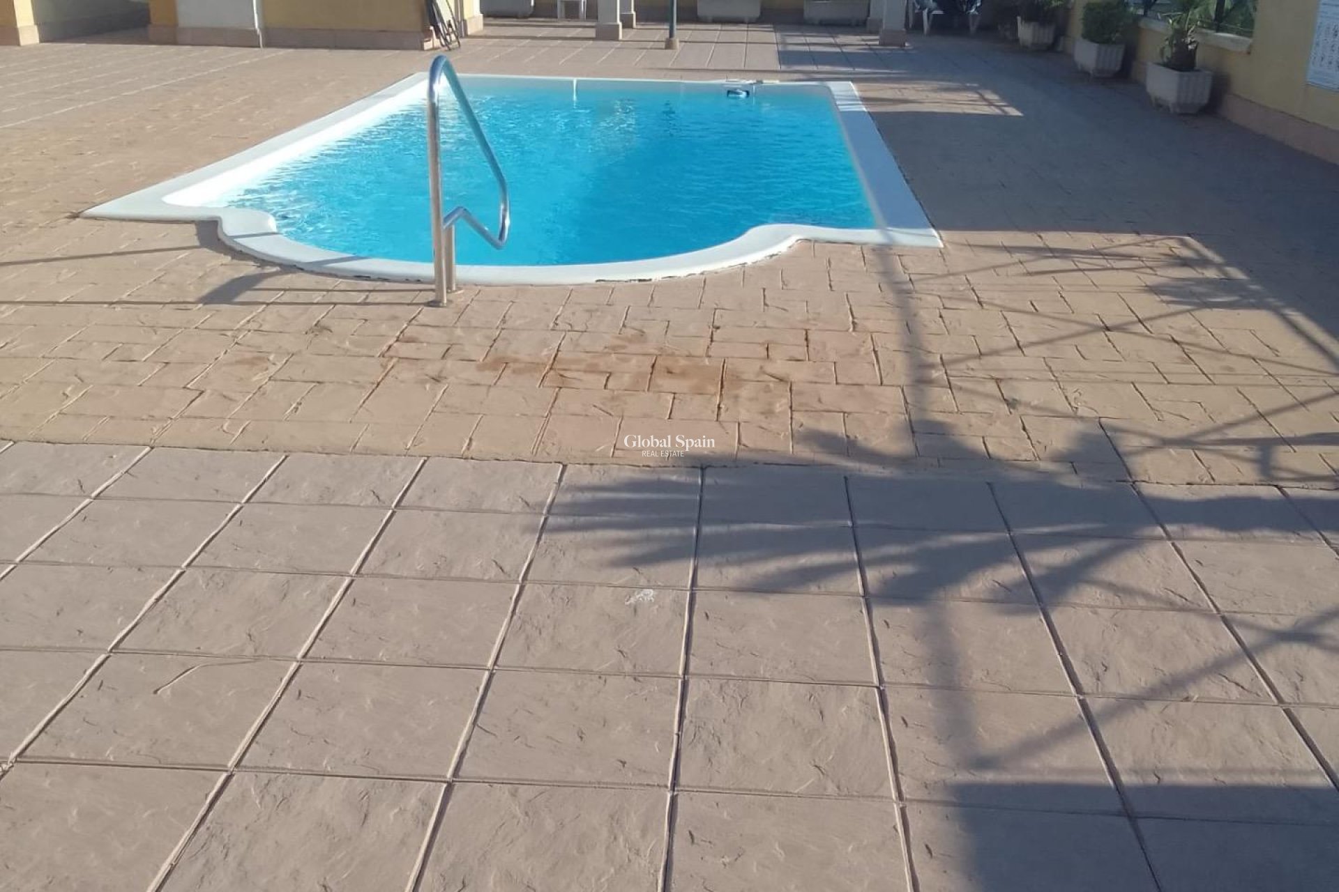 Resale - APARTMENT -
JACARILLA - Jacarilla