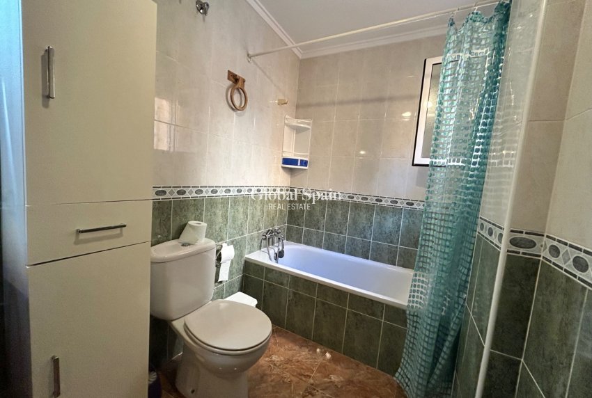 Resale - Apartment -
Jacarilla - pueblo