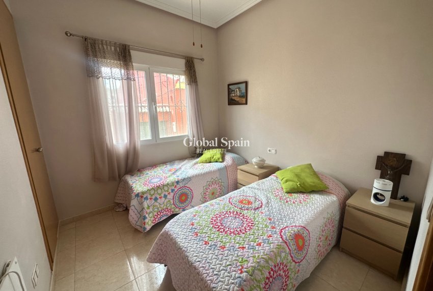 Resale - Apartment -
Jacarilla