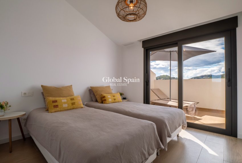 Resale - APARTMENT -
JÁVEA - El Arenal