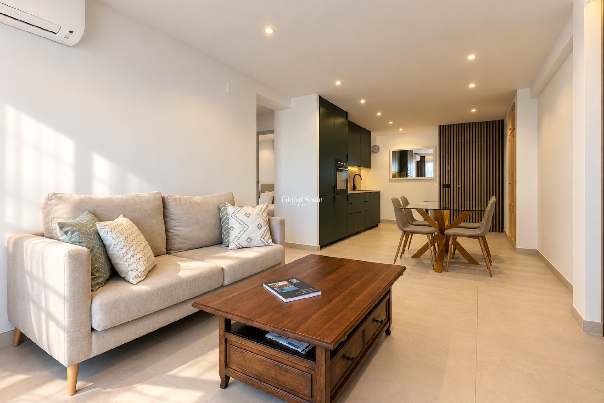 Resale - APARTMENT -
JÁVEA - Port