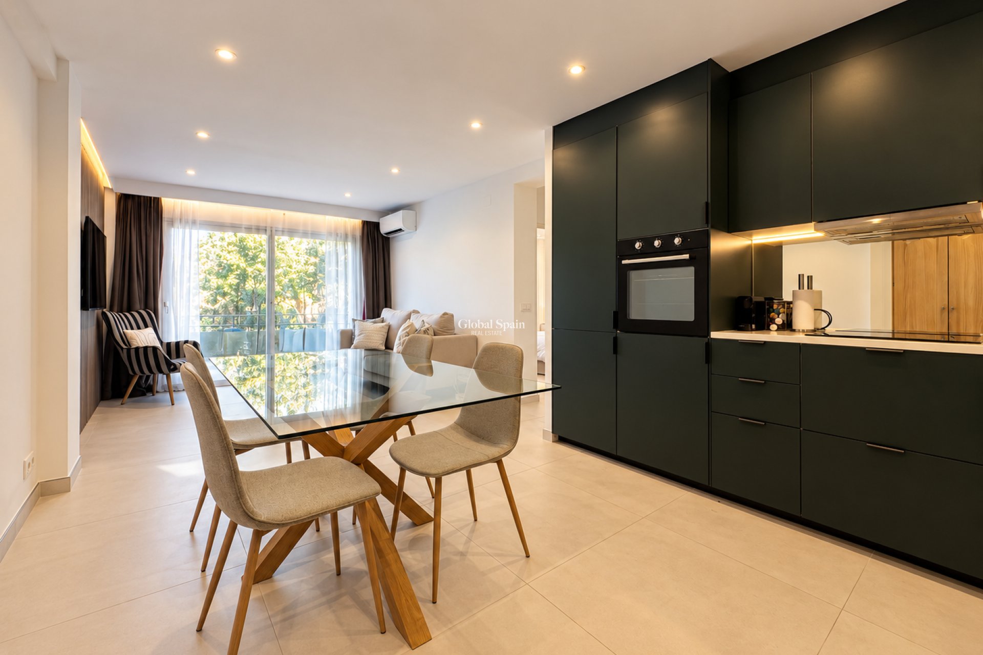Resale - APARTMENT -
JÁVEA - Port