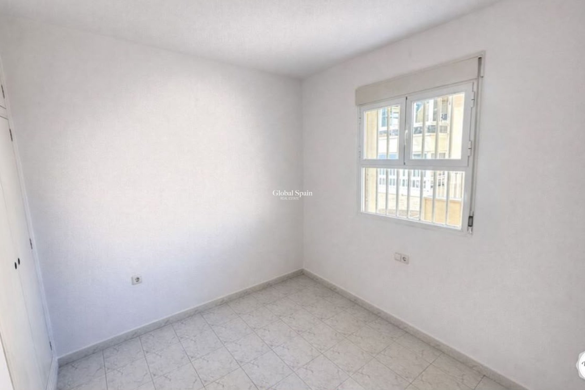 Resale - APARTMENT -
L'ALBIR - center