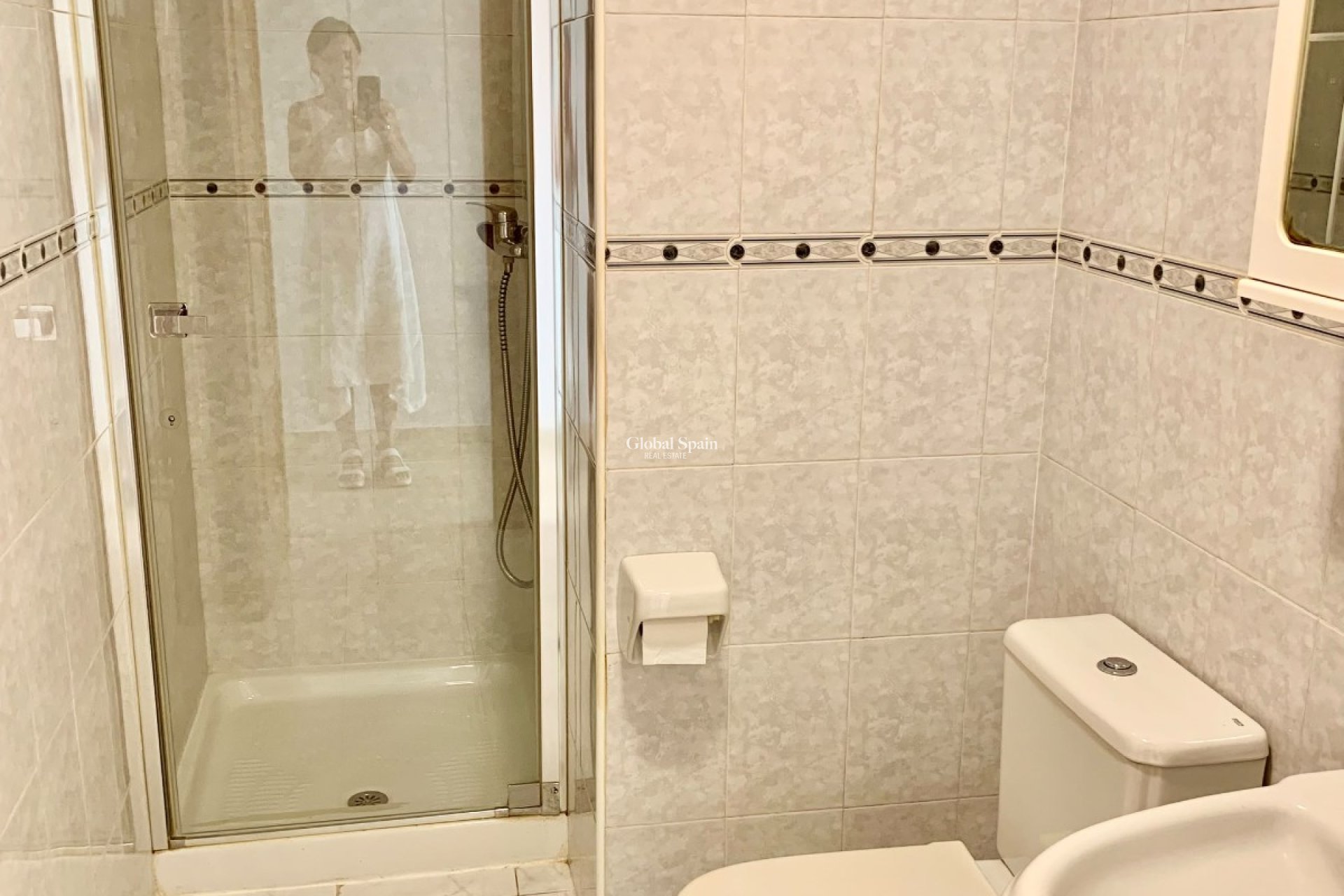 Resale - APARTMENT -
L'ALBIR - center