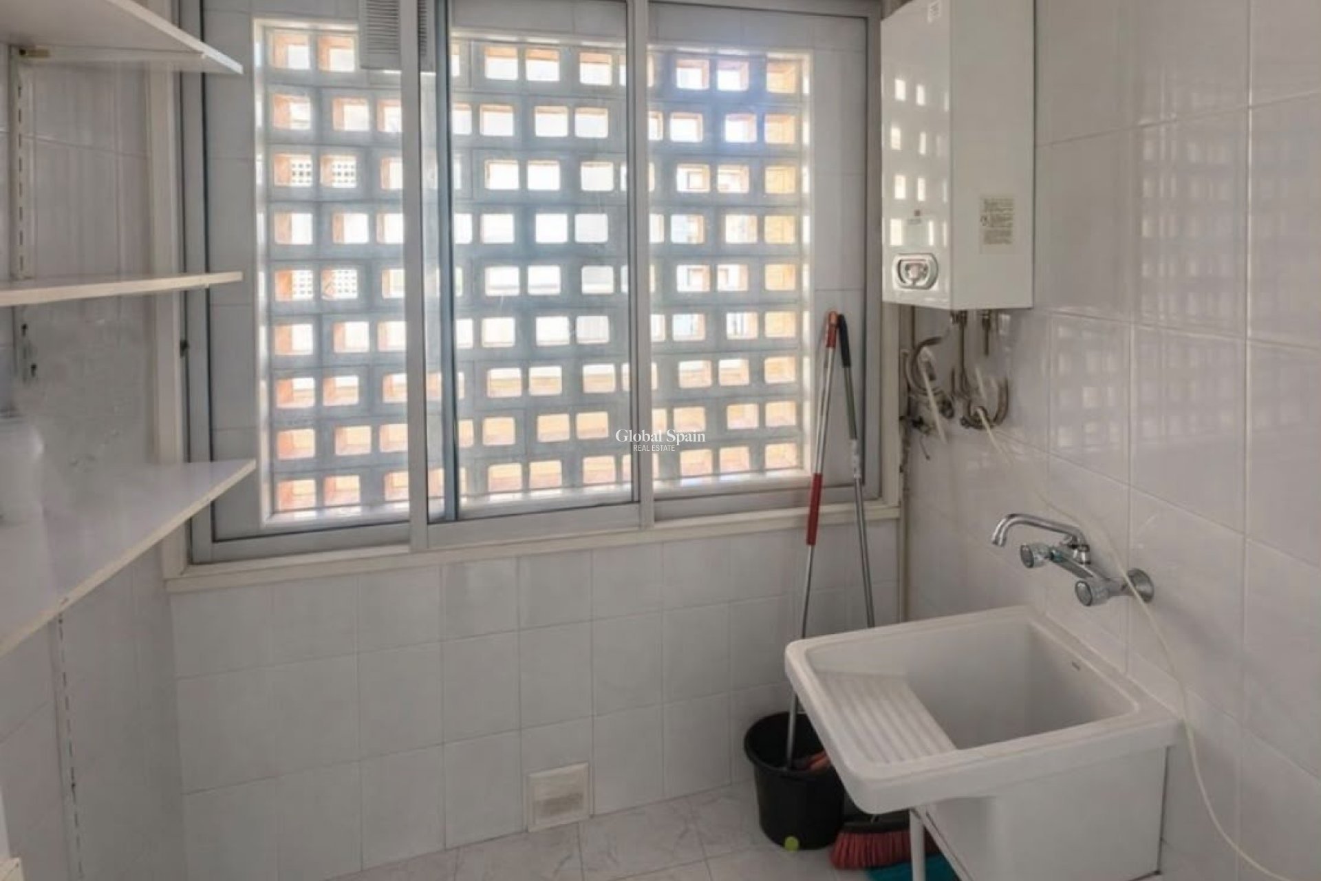 Resale - APARTMENT -
L'ALBIR - center