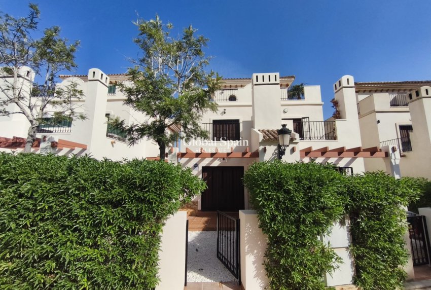 Resale - APARTMENT -
LA FINCA GOLF - Inland