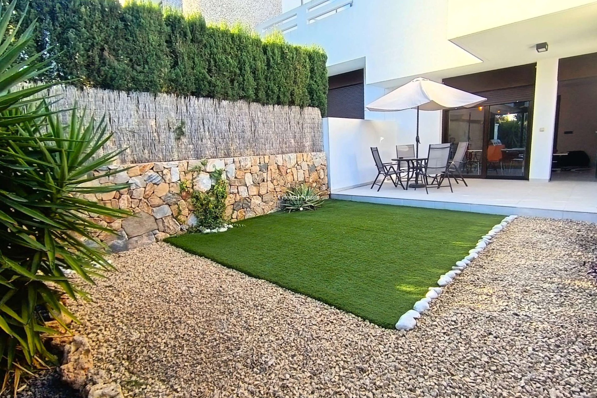 Resale - APARTMENT -
LA FINCA GOLF - La Finca Golf and Spa Resort