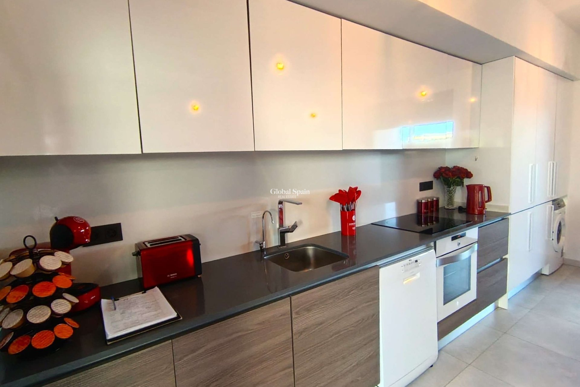 Resale - APARTMENT -
LA FINCA GOLF - La Finca Golf and Spa Resort