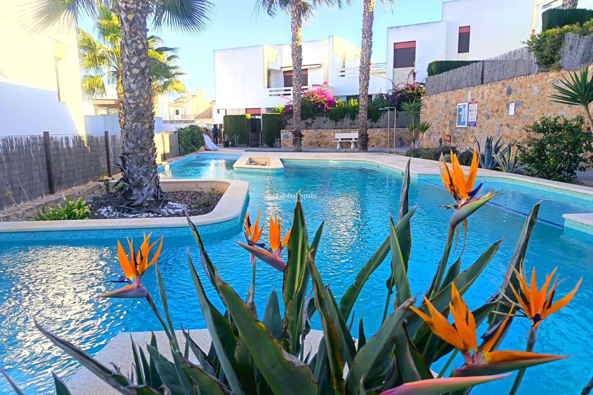 Resale - APARTMENT -
LA FINCA GOLF - La Finca Golf and Spa Resort