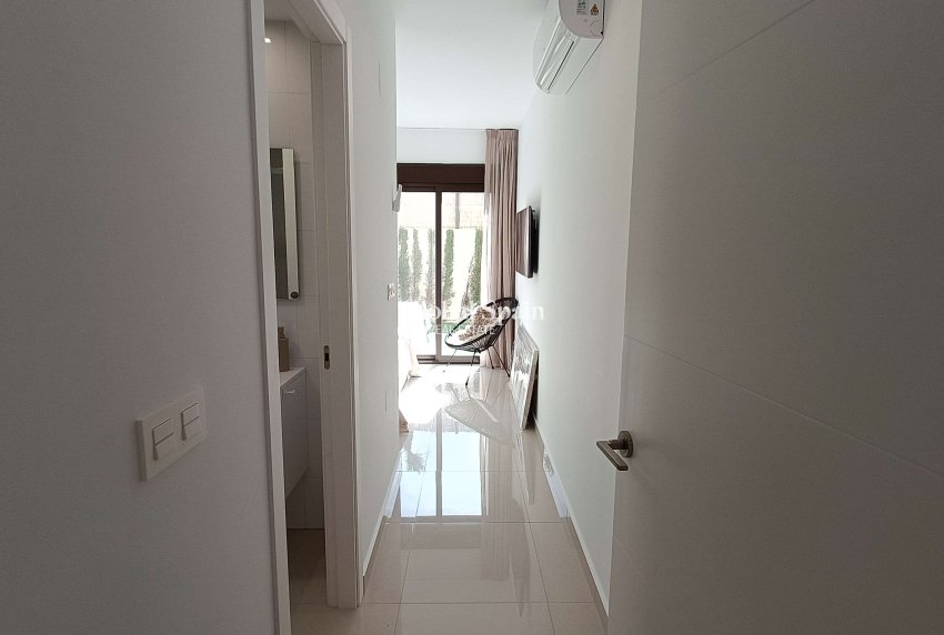 Resale - APARTMENT -
LA FINCA GOLF - La Finca Golf and Spa Resort