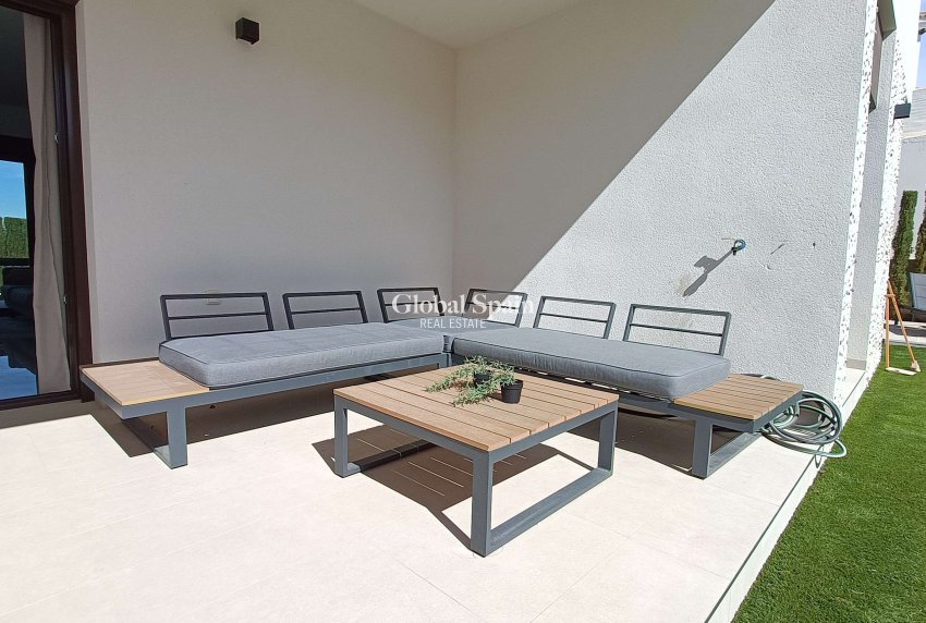 Resale - APARTMENT -
LA FINCA GOLF - La Finca Golf and Spa Resort