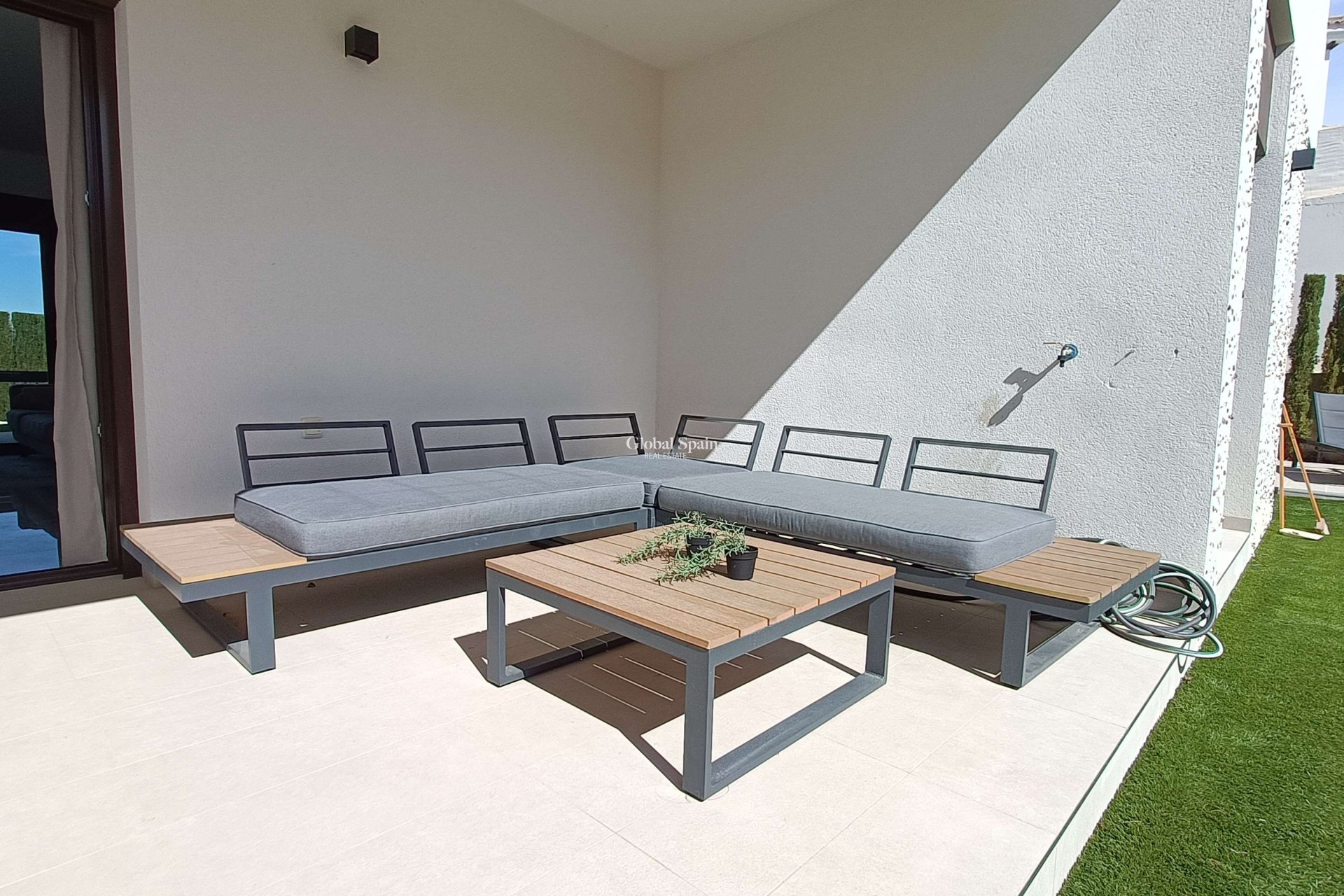 Resale - APARTMENT -
LA FINCA GOLF - La Finca Golf and Spa Resort