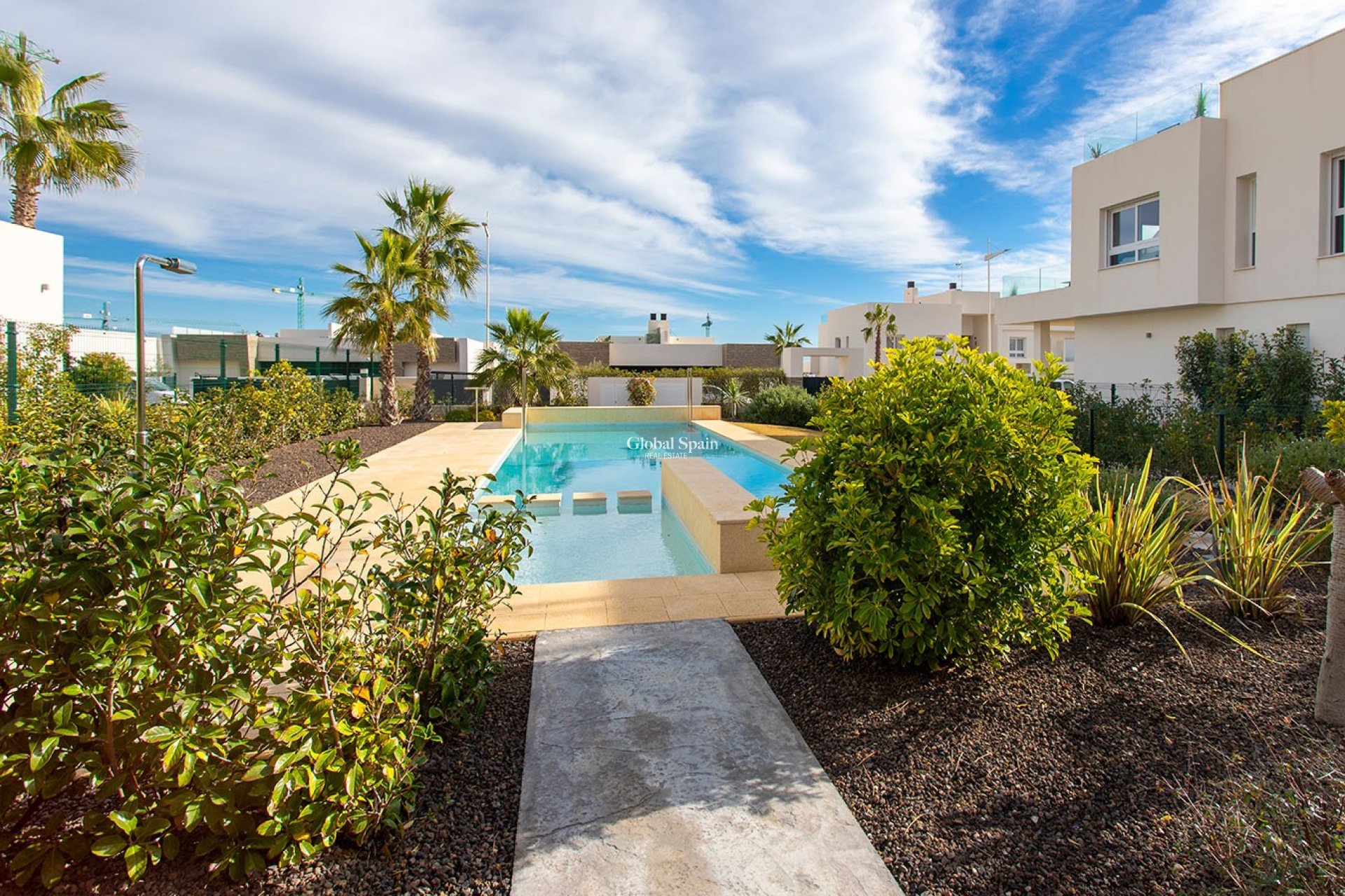 Resale - APARTMENT -
LA FINCA GOLF - La Finca Golf