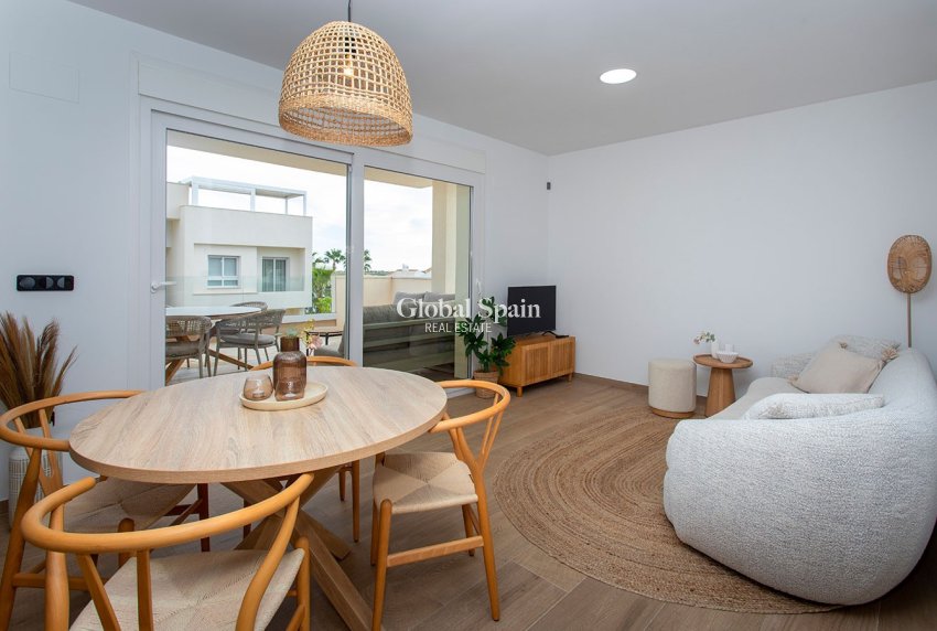 Resale - APARTMENT -
LA FINCA GOLF - La Finca Golf