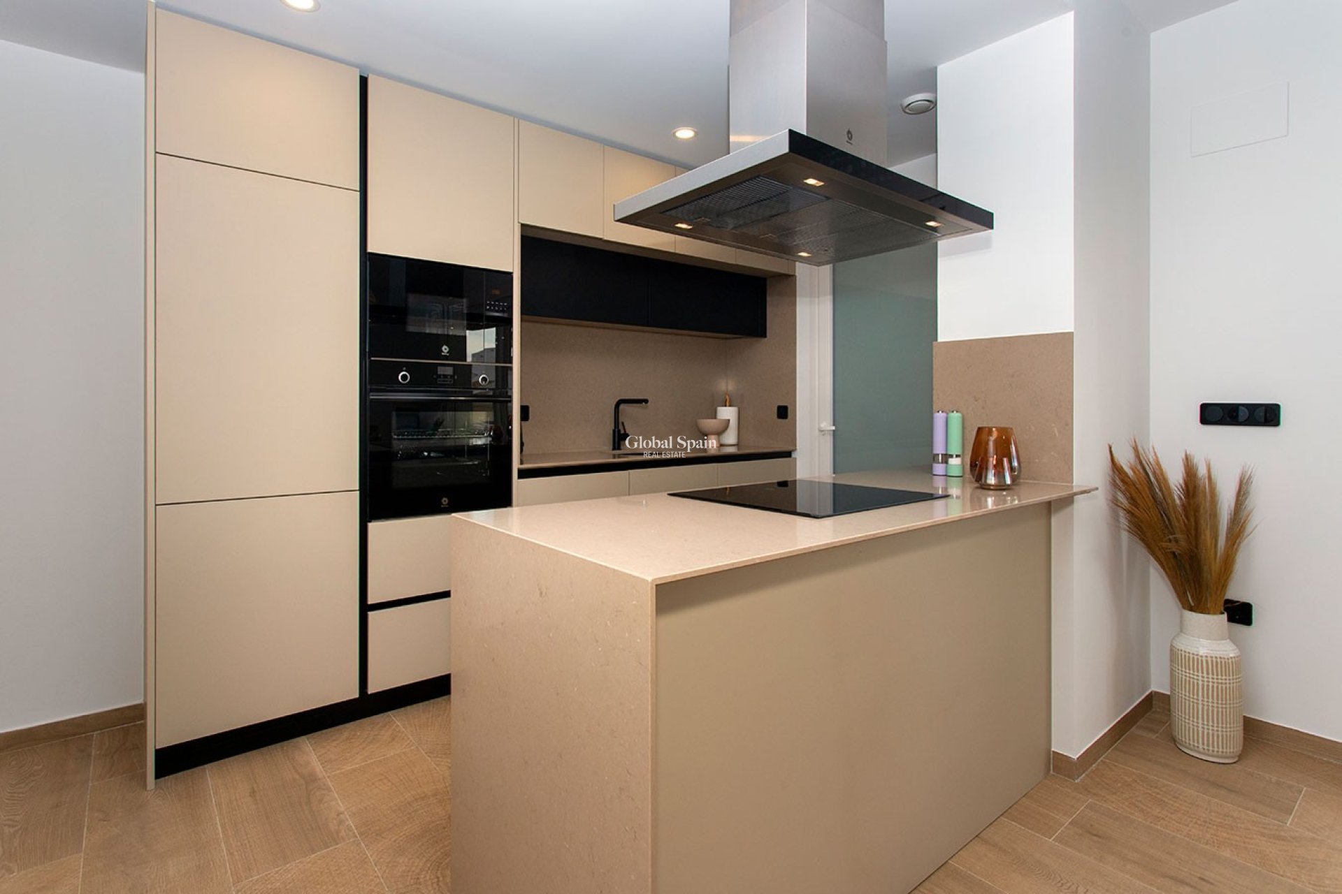 Resale - APARTMENT -
LA FINCA GOLF - La Finca Golf