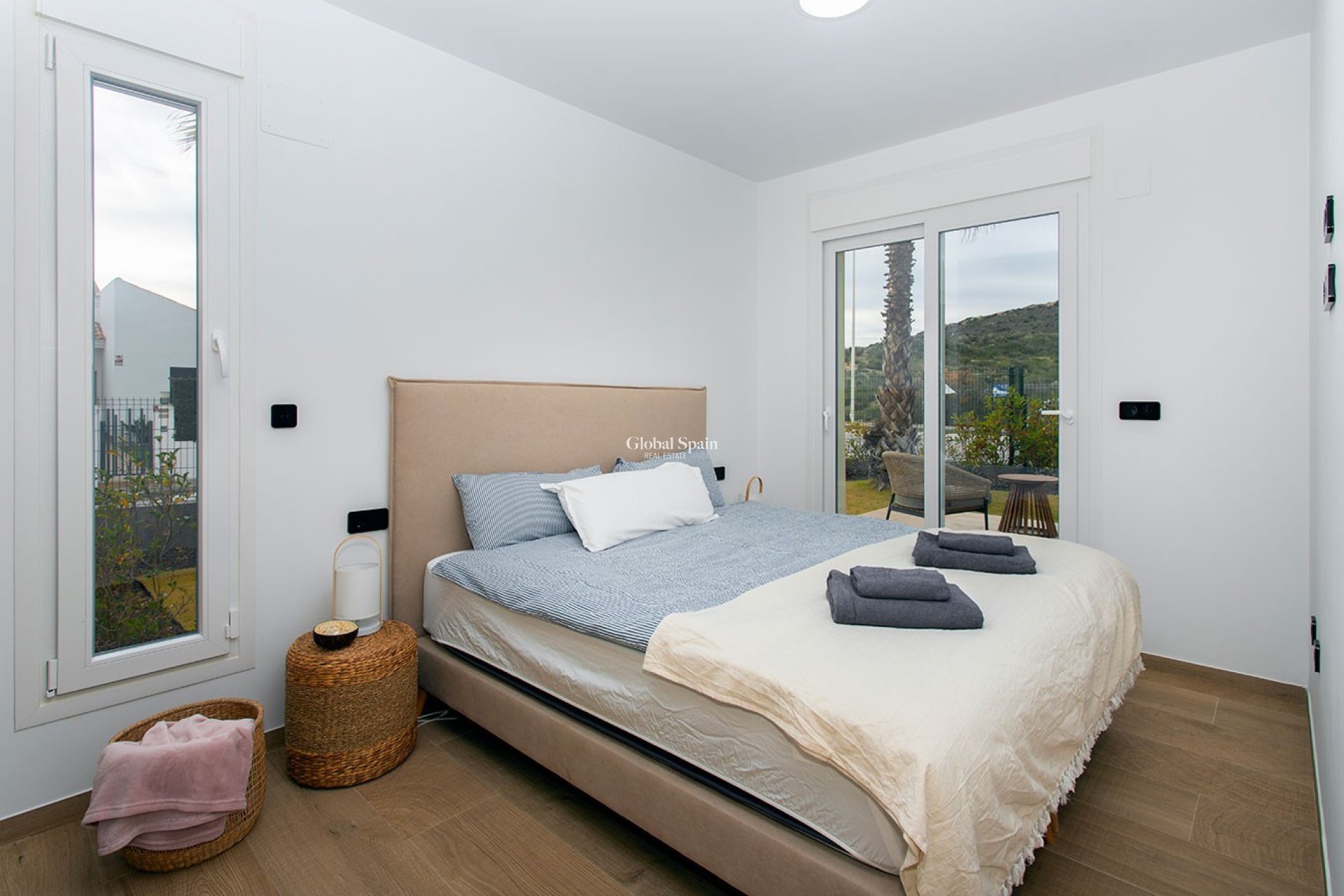 Resale - APARTMENT -
LA FINCA GOLF - La Finca Golf