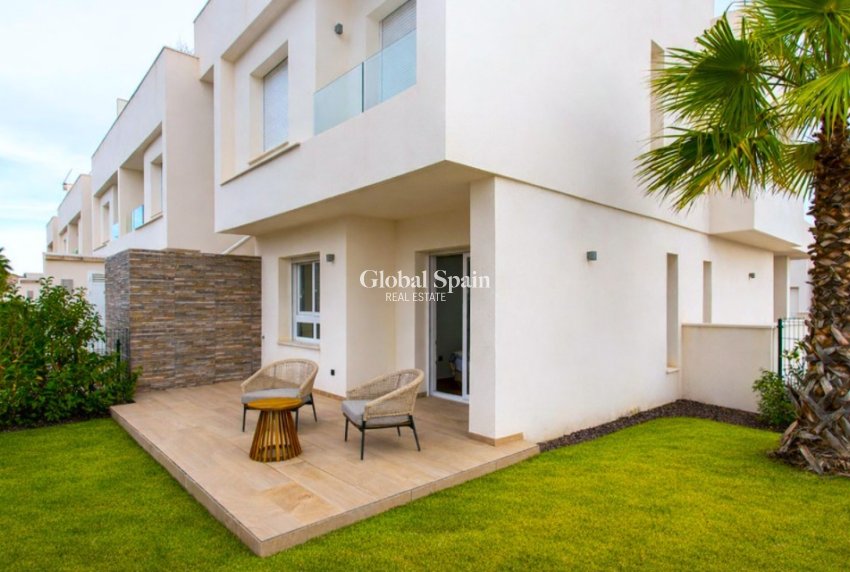 Resale - APARTMENT -
LA FINCA GOLF - La Finca Golf