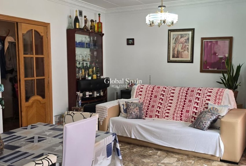 Resale - Apartment -
La Font d'en Carròs - Centro